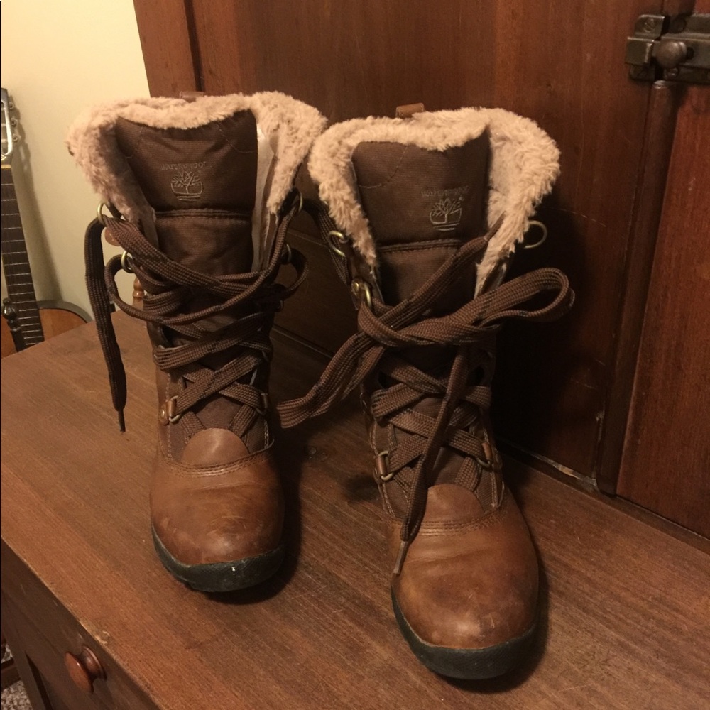 Ladies leather fur lined Timberland boots